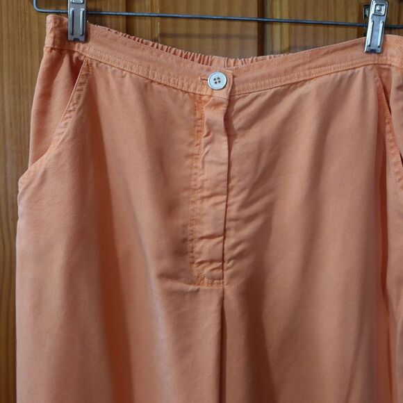 City Wear Vintage 90s Orange Capris with Elastic Waistband and Wide-Leg Cut - Picture 5 of 10